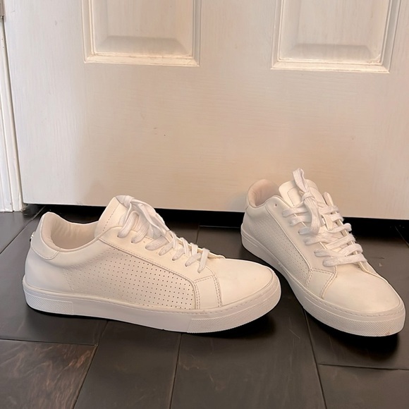 Steve Madden sneaker 8.5 - Picture 1 of 9